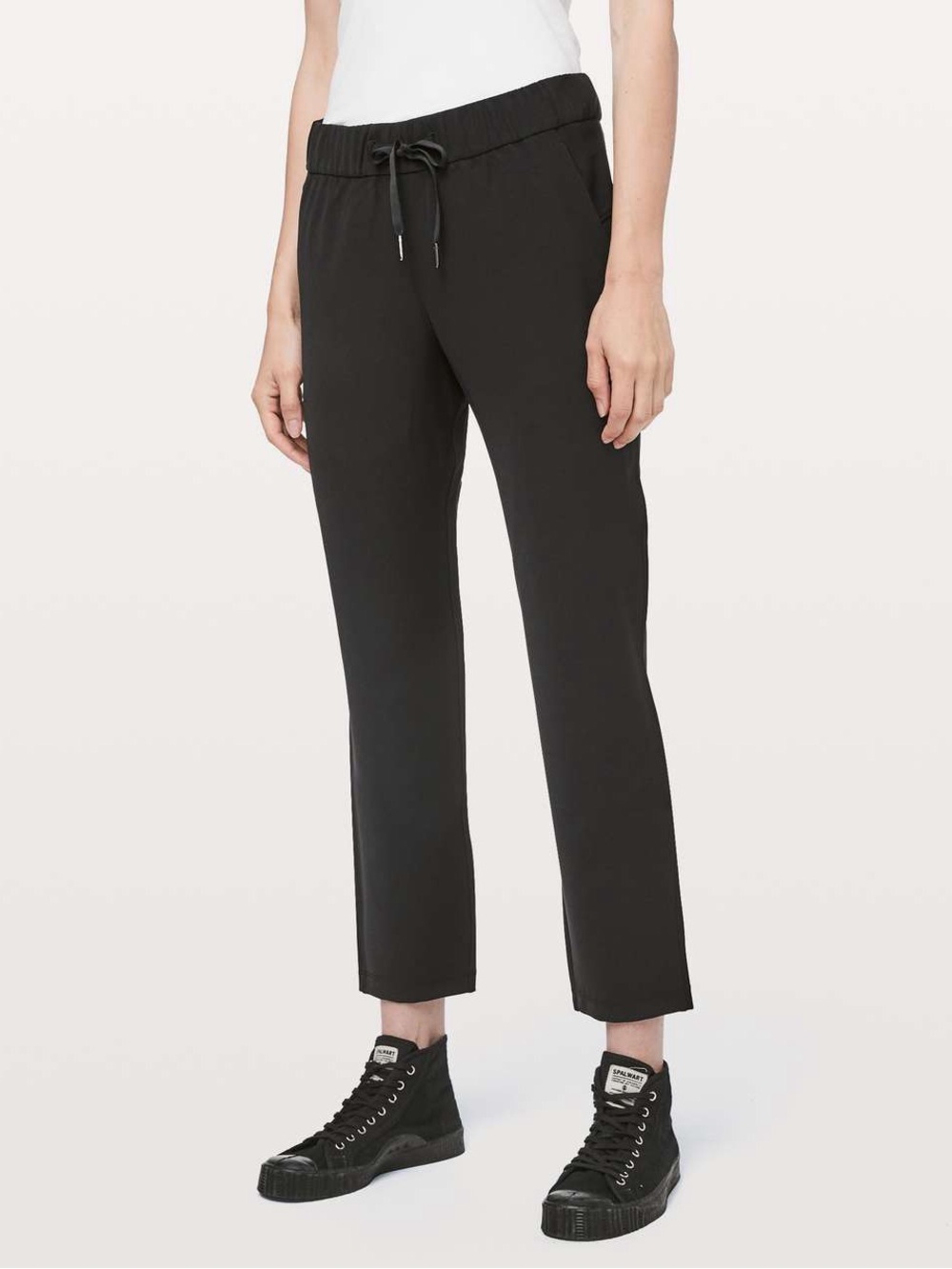 Lululemon | Black On The Fly Pant Woven 27”